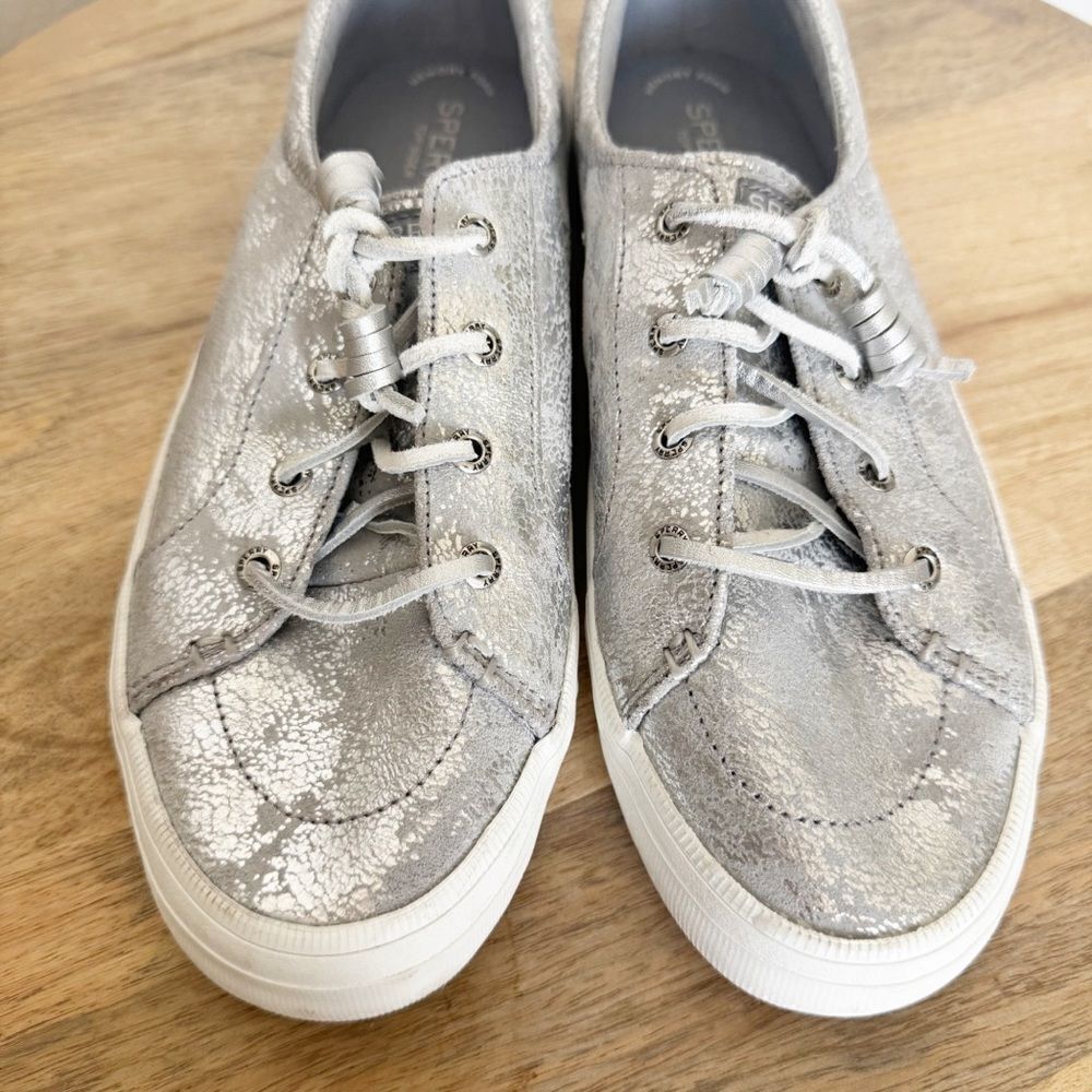 SPERRY CREST VIBE SILVER METALLIC PAINTED SLIP ON SNEAKERS SIZE 9.5 - Picture 5 of 8